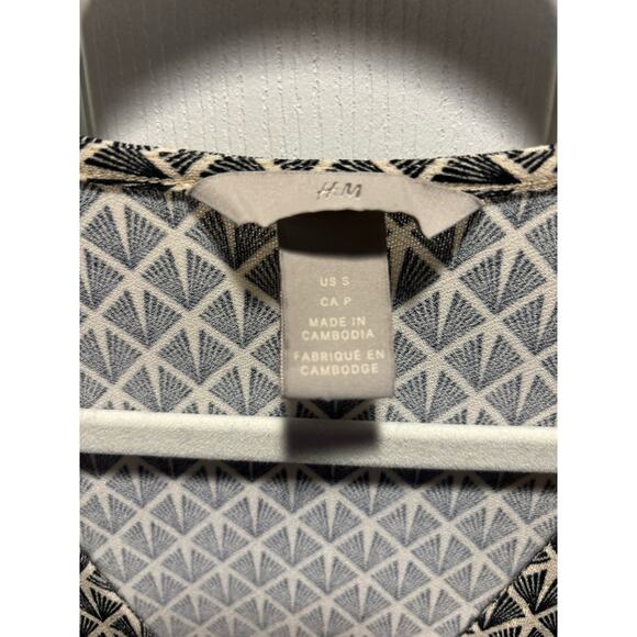 Women’s H&M‎ Dress with tie - Picture 3 of 4